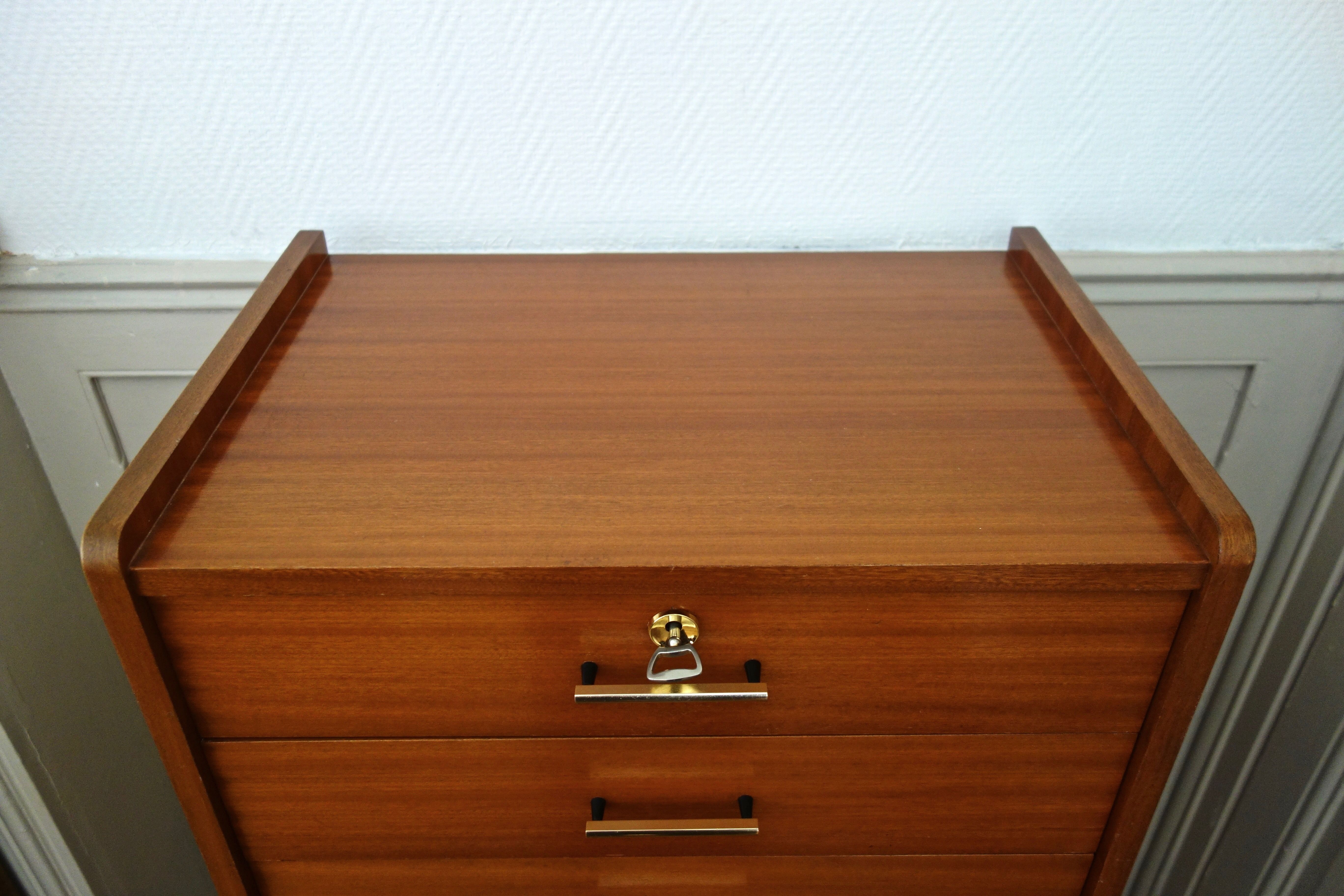 Chiffonier / semainier teak of the 1950s