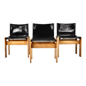 3 chaises de salle à