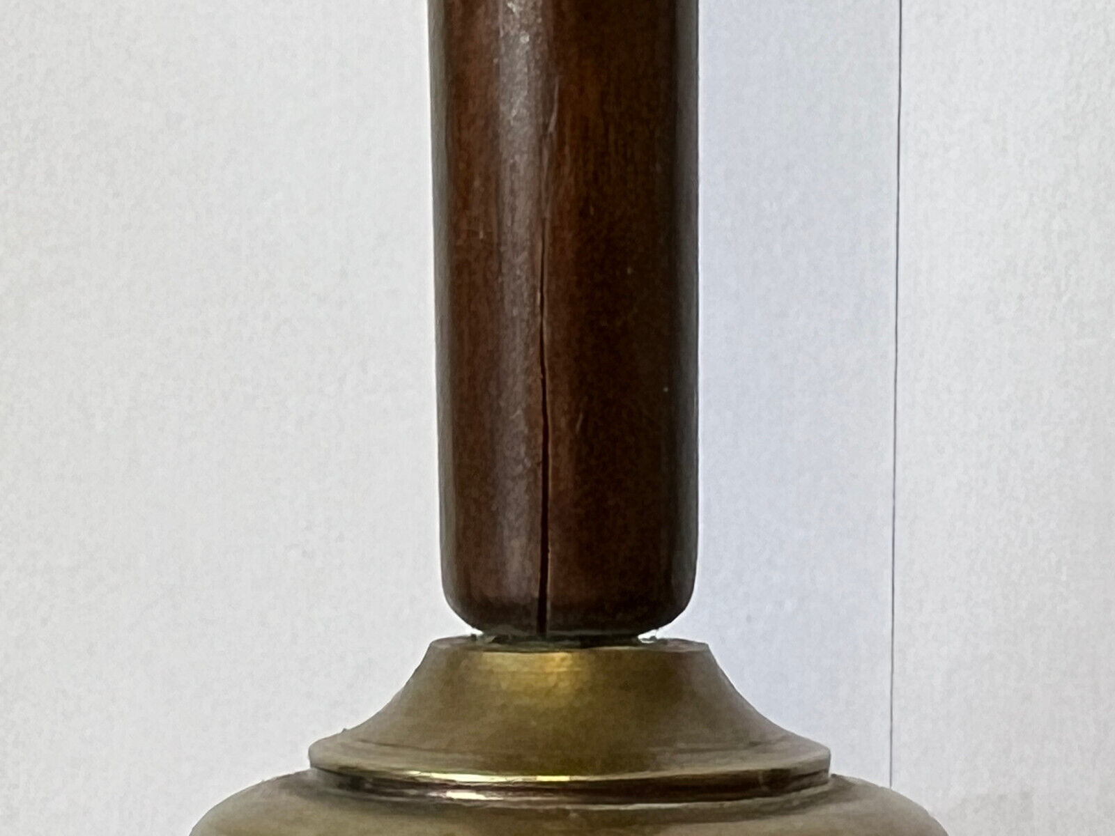 Precious cane tip in mahogany and gilded bronze with polychromy