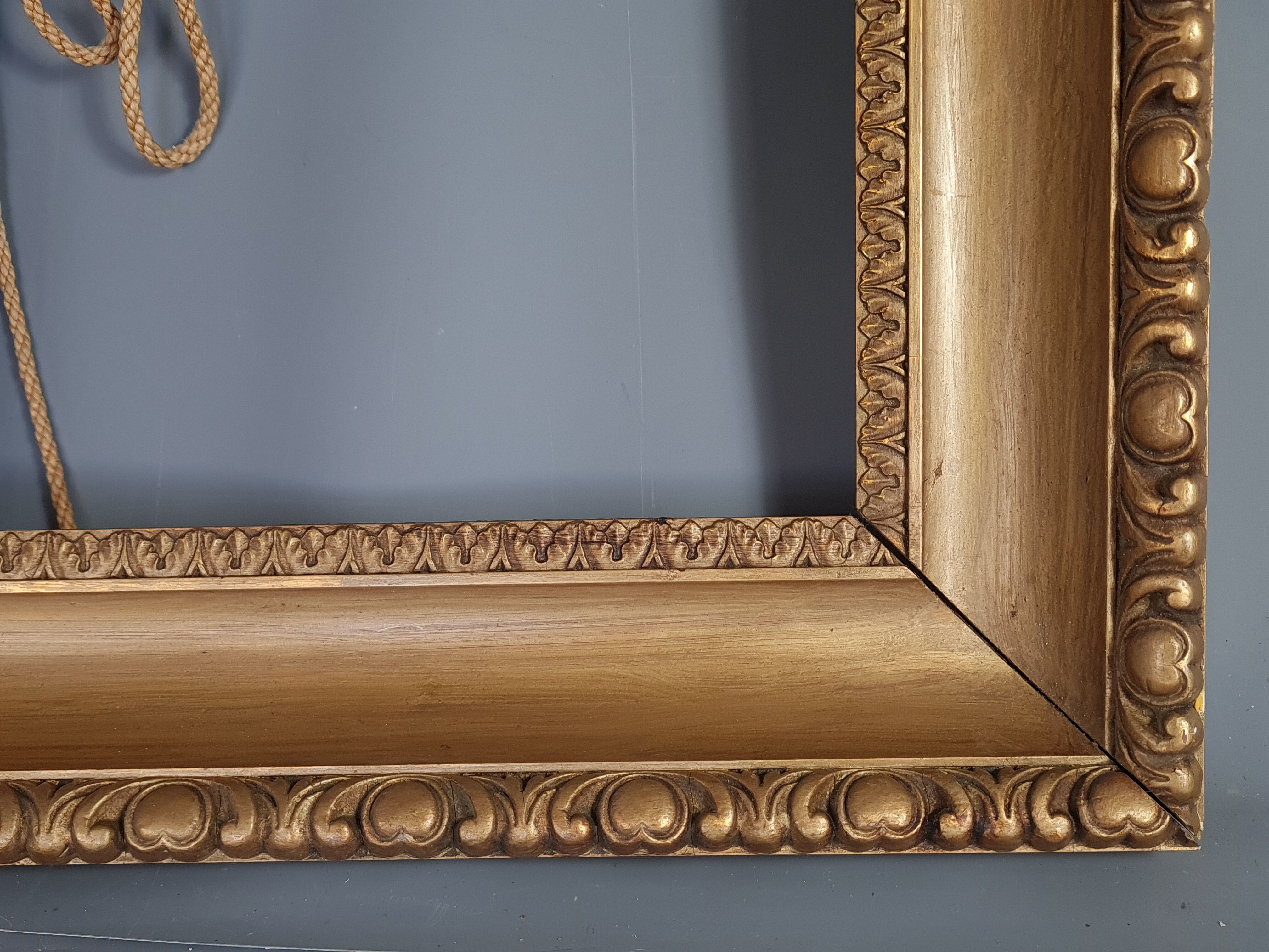 Old frame stucco wood & gilded 40.5x35.5 cm, leaf 28.2x22.9 cm sb