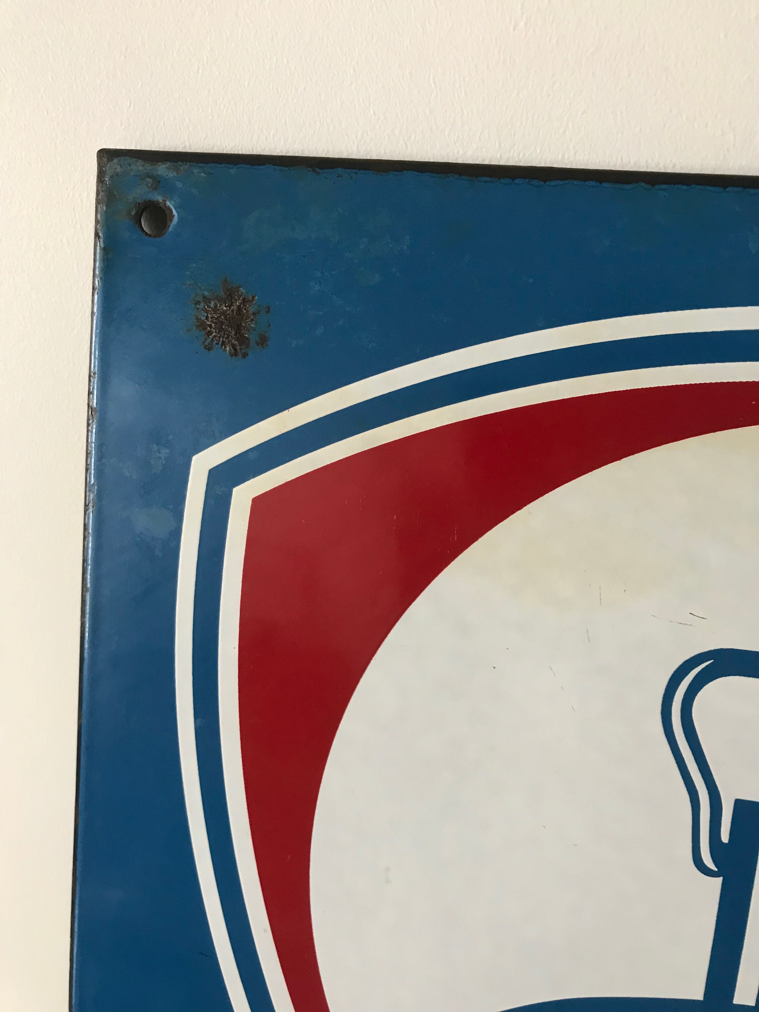 Petrogaz enamelled plate