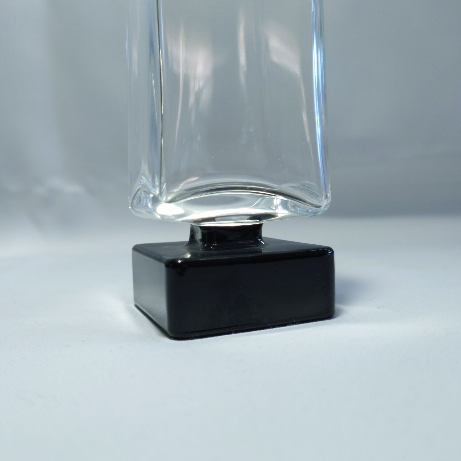 6 vintage square-stemmed glasses