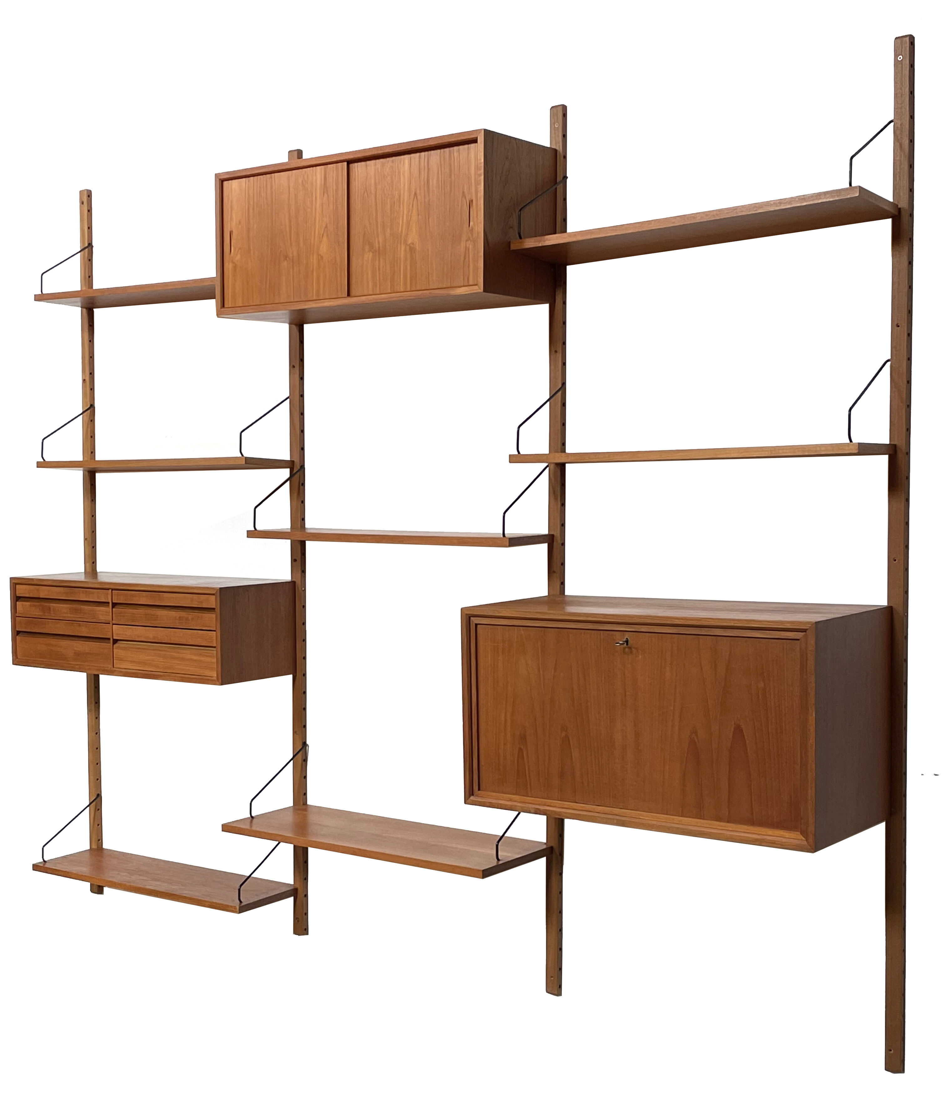 Vintage Poul Cadovius Royal System wall system wall unit