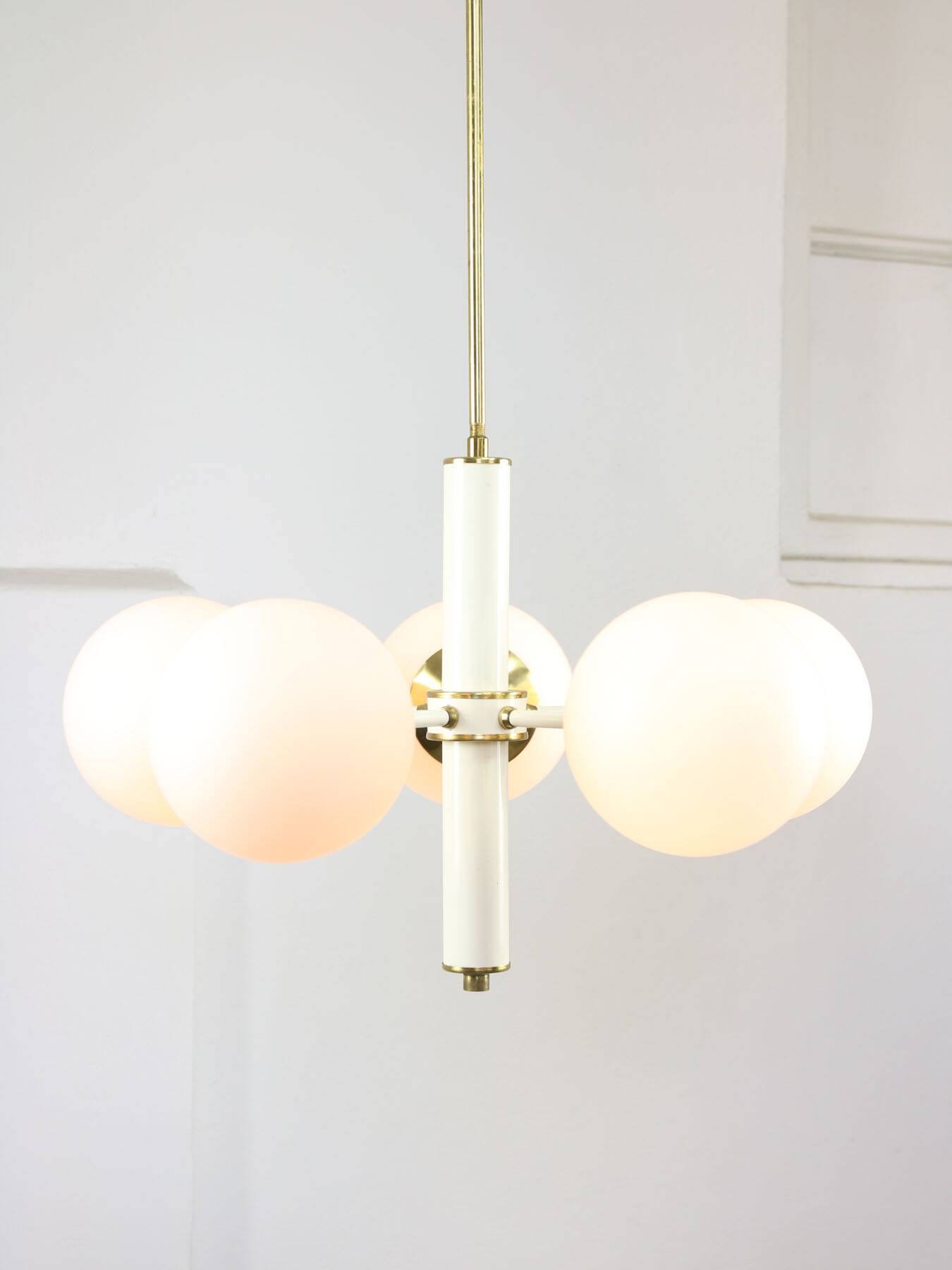 Mid-century Modern Italian Brass and Opaline Sputnik Chandelier