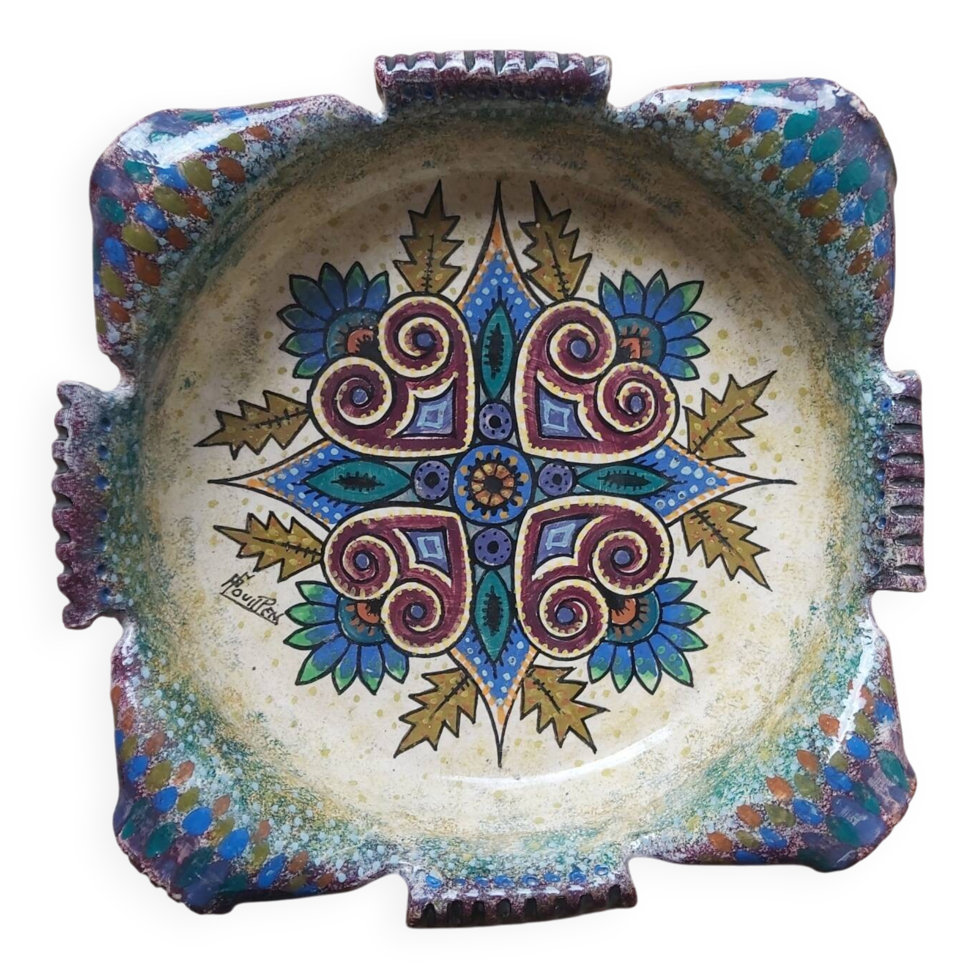 Quimper faience plate, P FOUILLEN