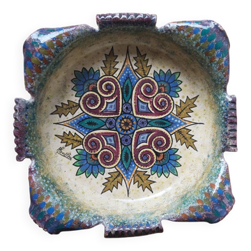 Quimper faience plate, P FOUILLEN