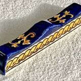 10 anciens porte couteau Gien Renaissance fond bleu