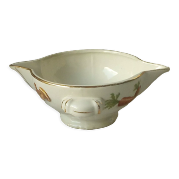 Sauceboat in earthenware decorated with four seasons vegetables.