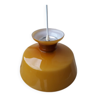 Suspension opaline