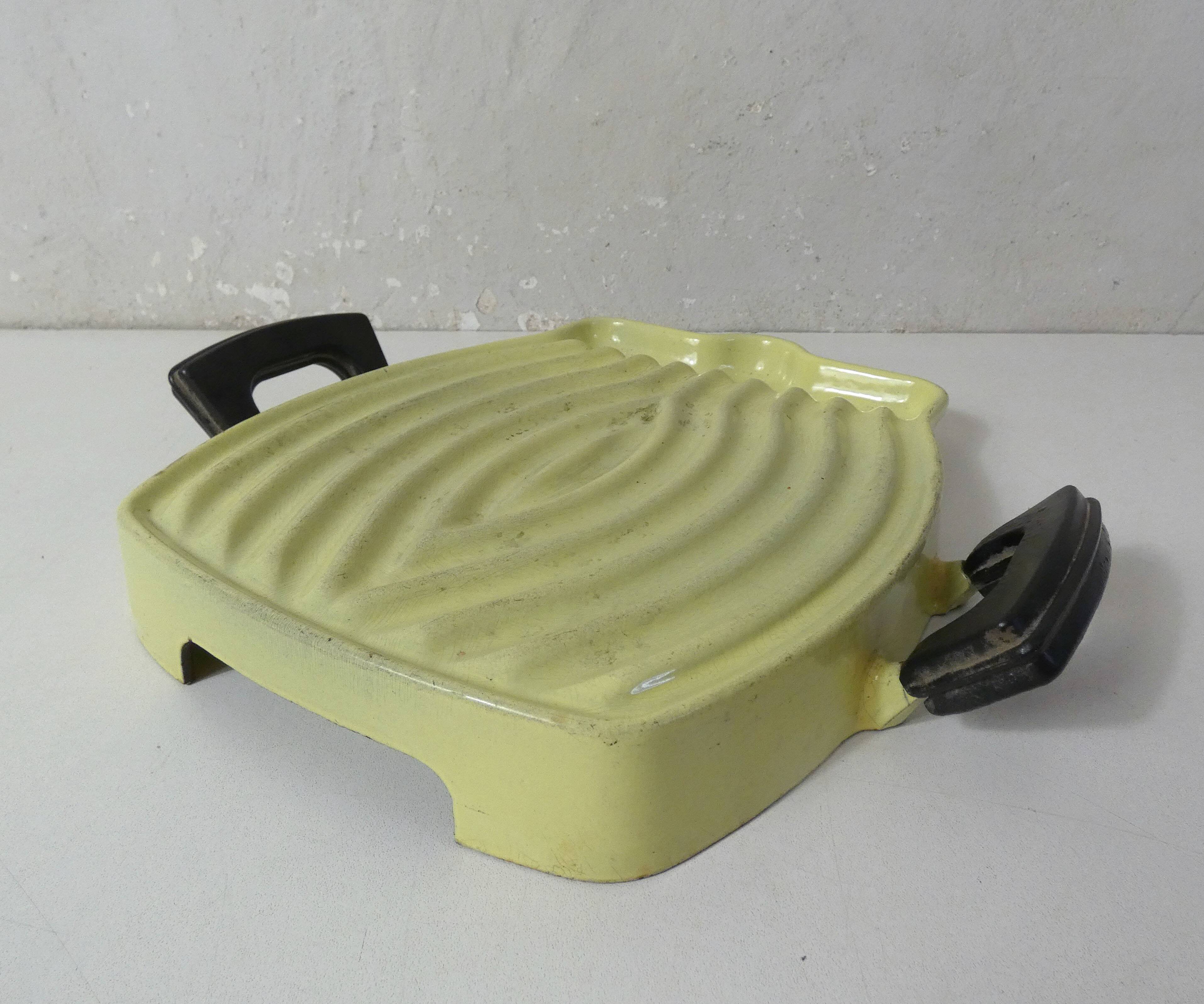 Tostador Le Creuset design Raymond Loewy