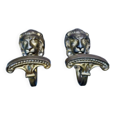 Paire de patères lion en laiton baroque