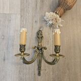 Rocaille style bronze wall lamp