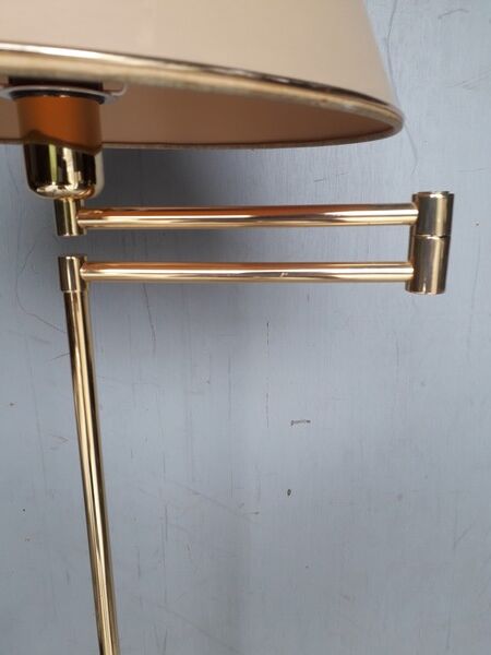 1980s gold metal lamppost