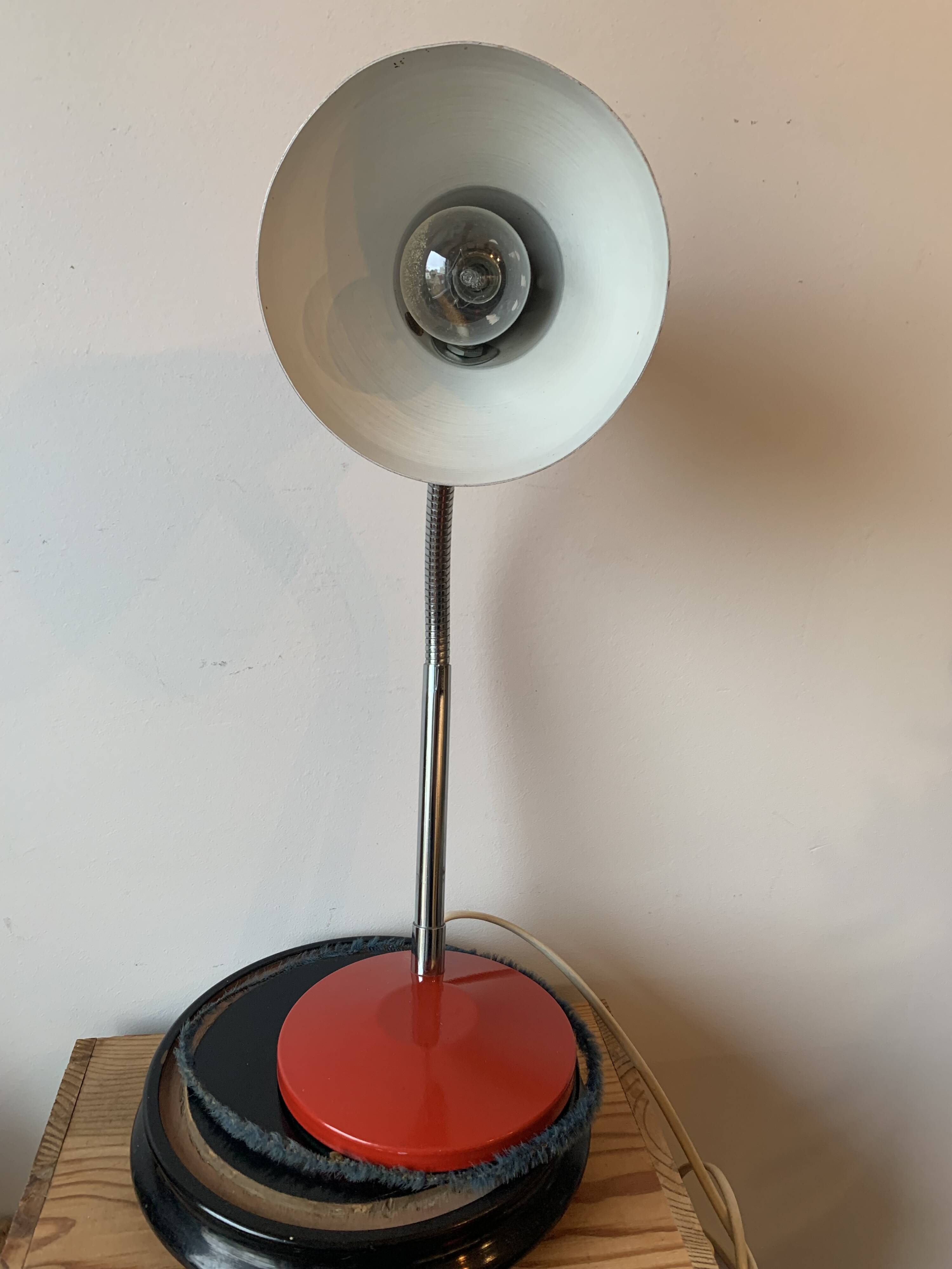 Vintage Red Metal Retro Lamp