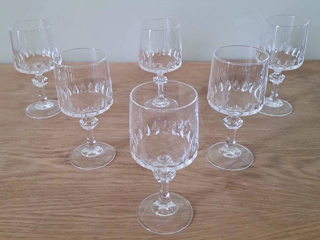 6 verres à pied en cristal