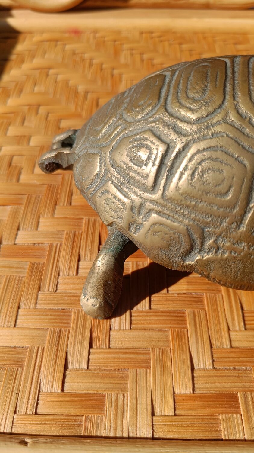 Ancient bronze tortoise ashtray