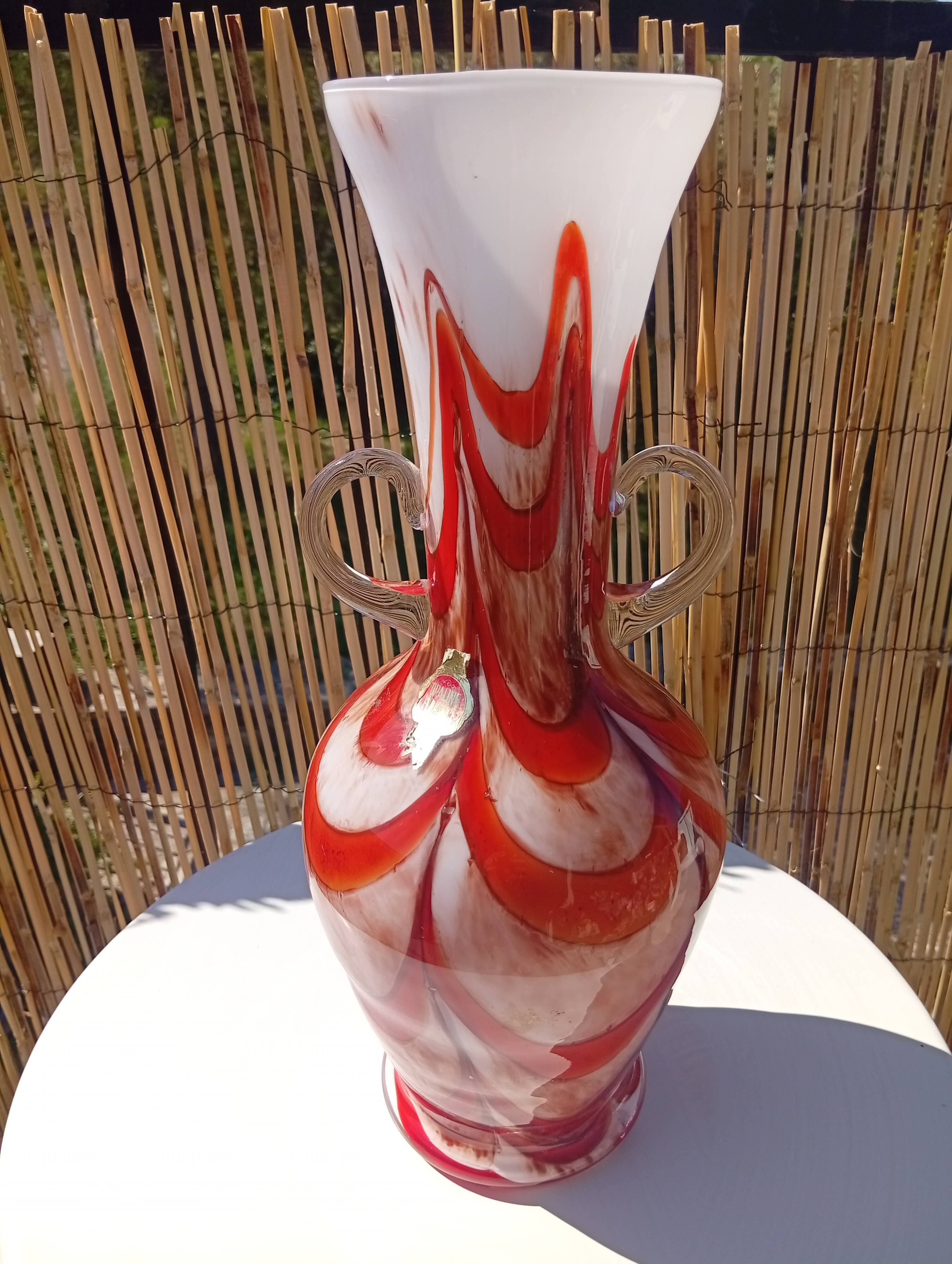Vintage opaline Fiorentina vase