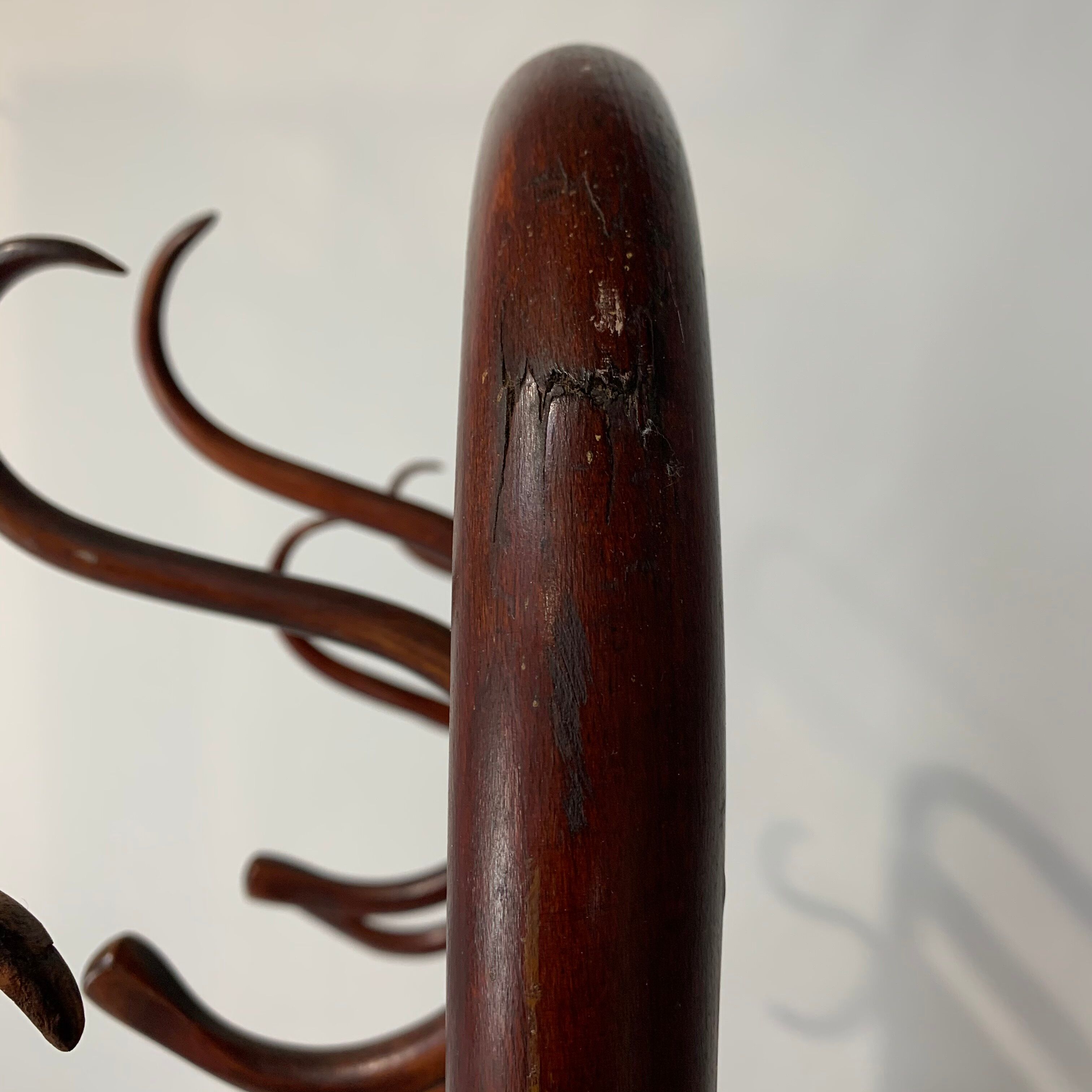 Thonet coat rack no.8