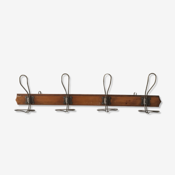 Wall coat rack in wood and metal