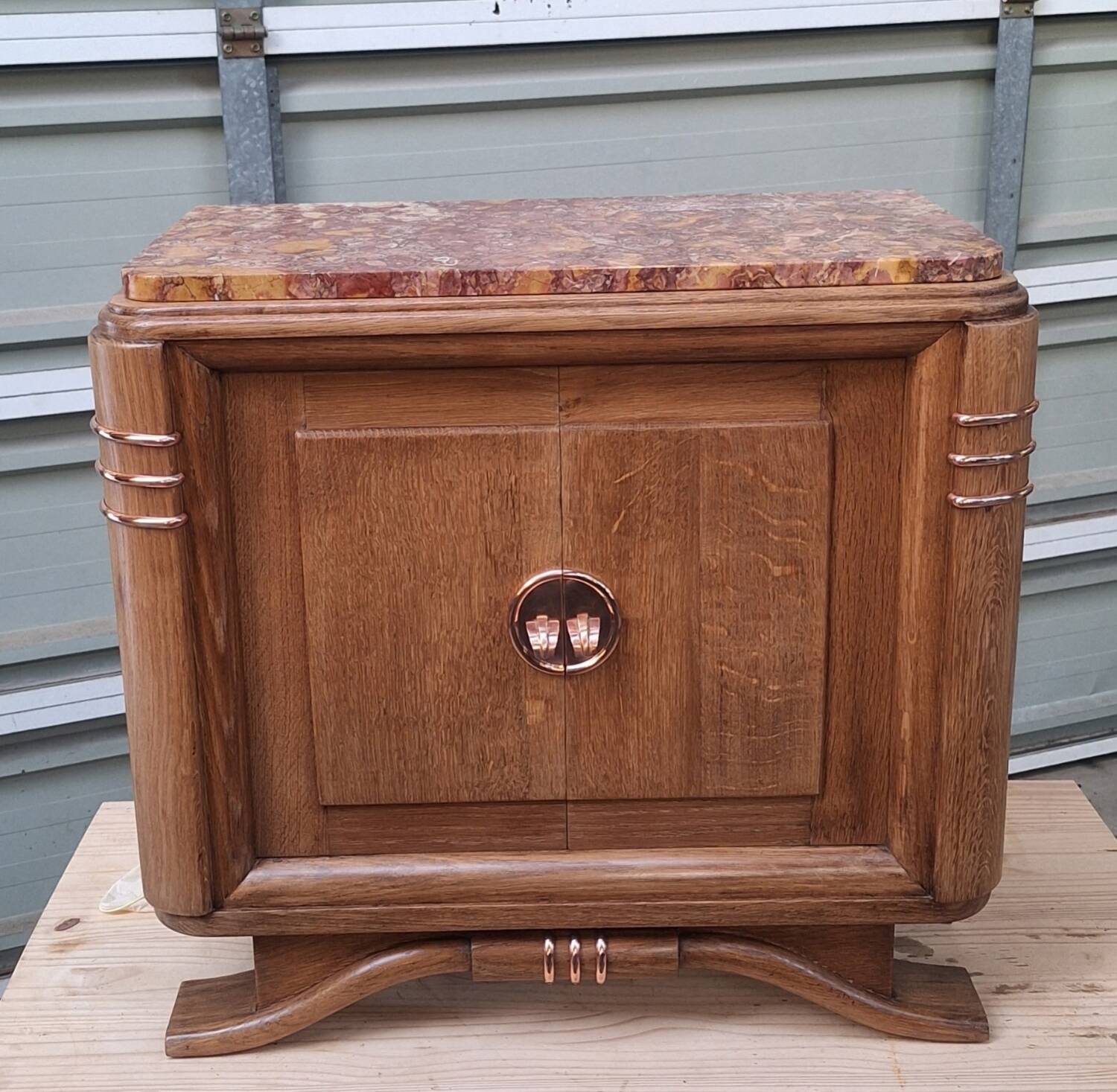 Antique oak chest of drawers