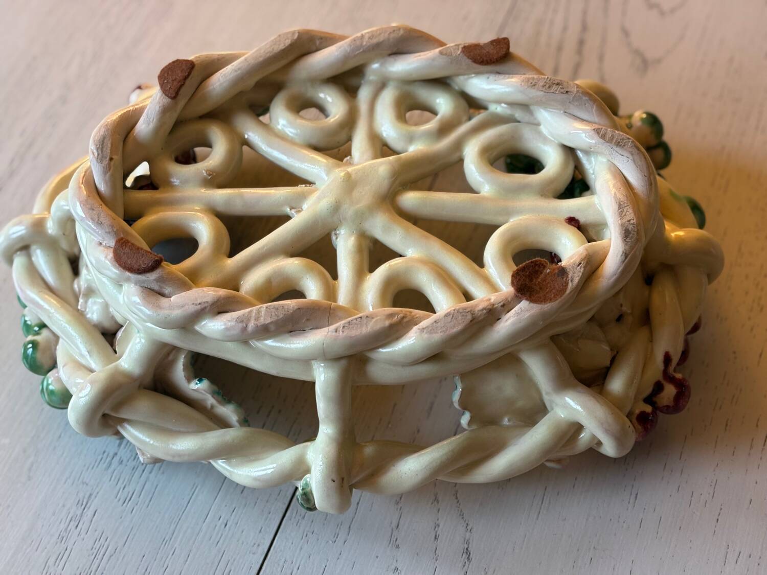 Earthenware slipware basket