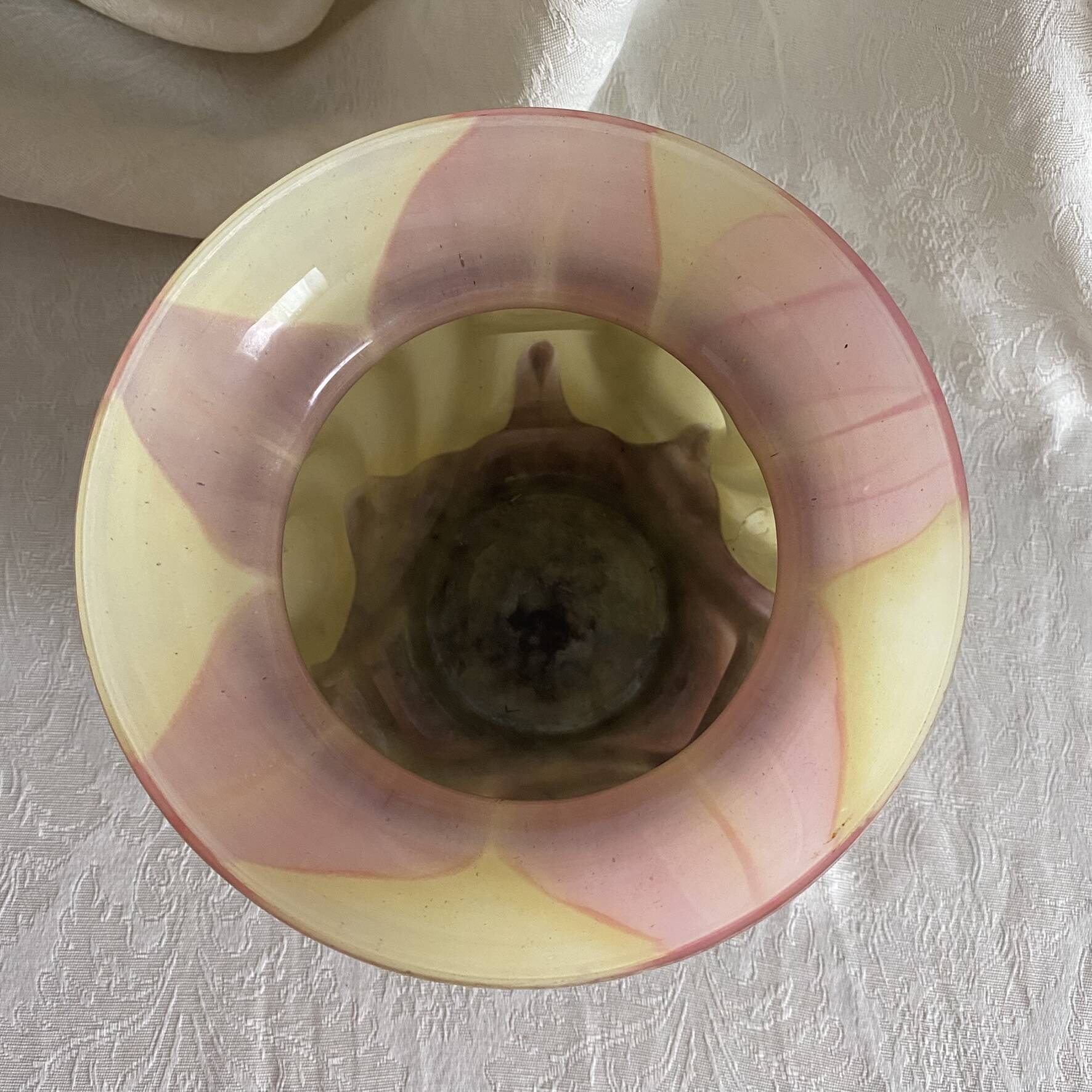 Art Deco vase in marbled glass and wrought iron, 1930s.