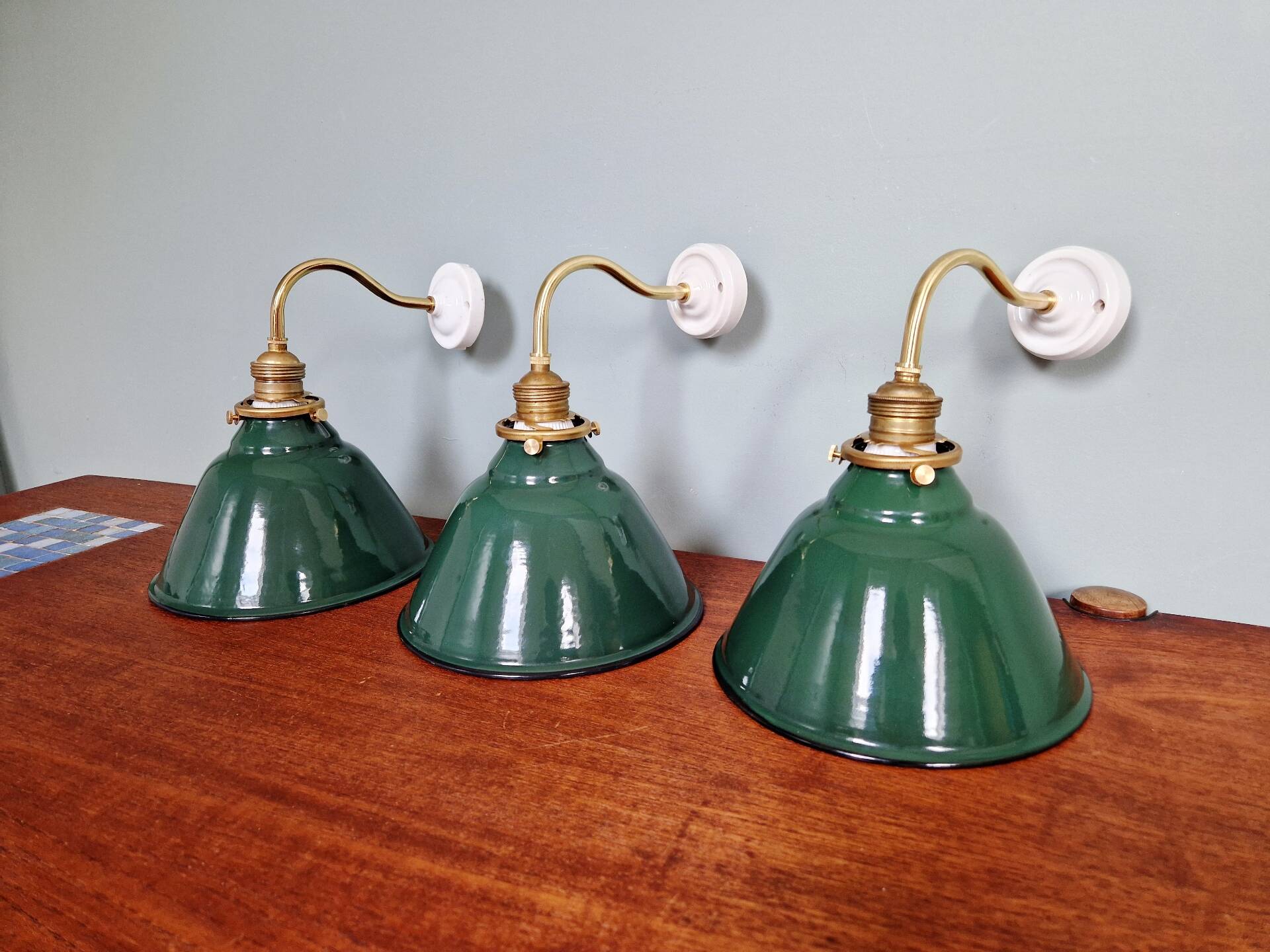 Brass wall light with green enamelled sheet metal, Mid-Century