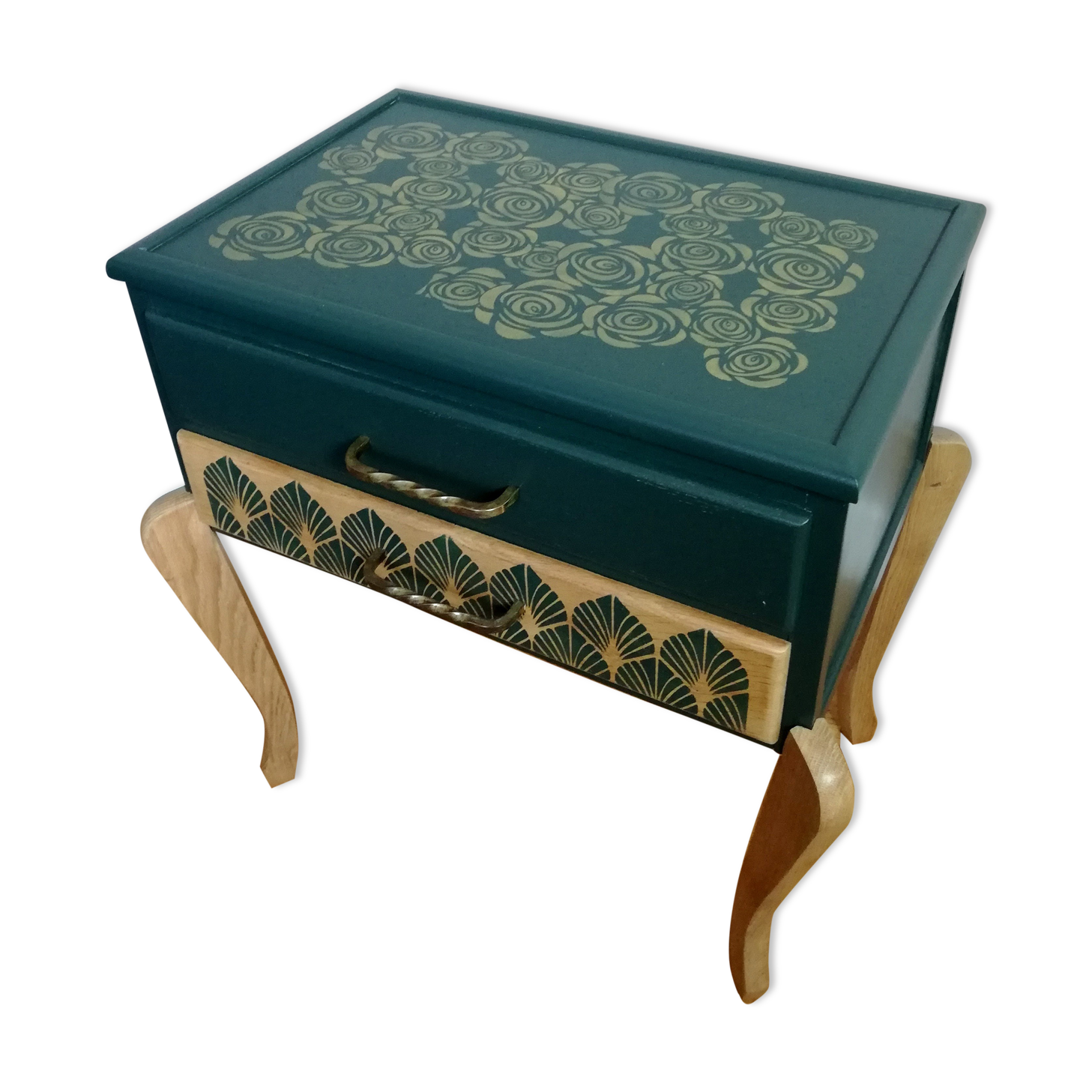 Art Deco worker revisited