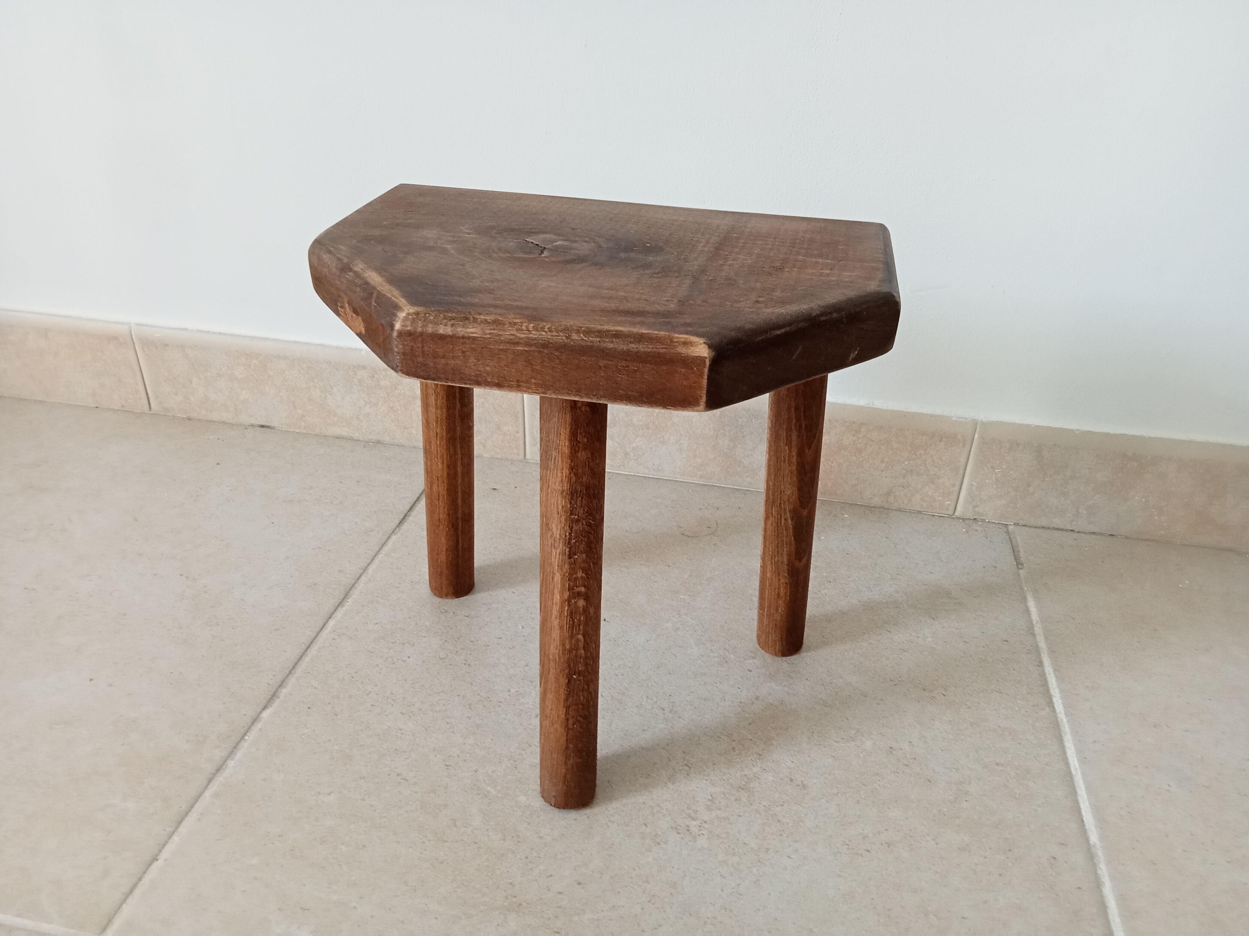 Vintage tripod stool by cowherd