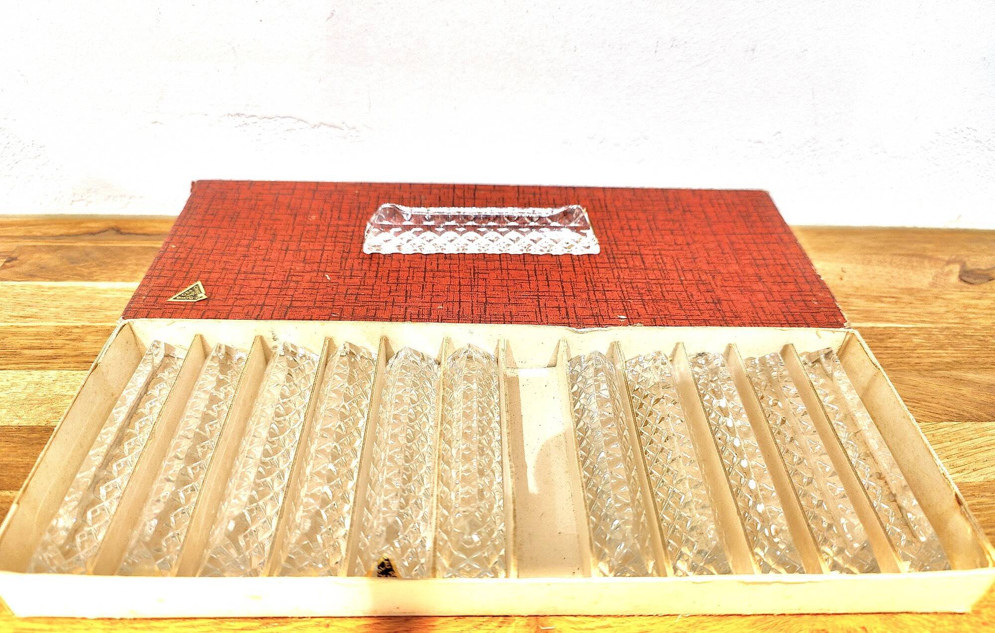 Set of 12 lead crystal knife rests