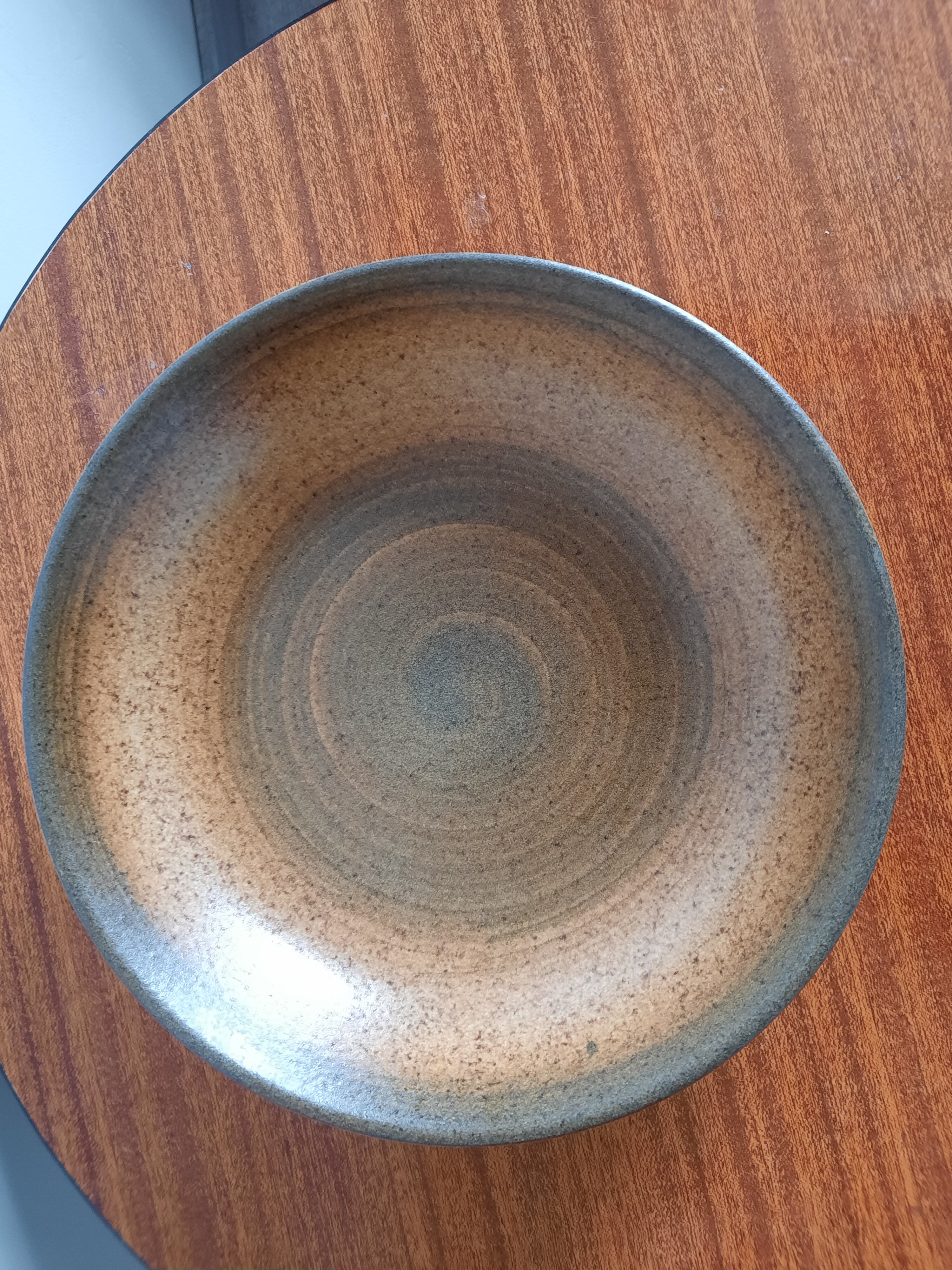 4 Longchamp hollow plates