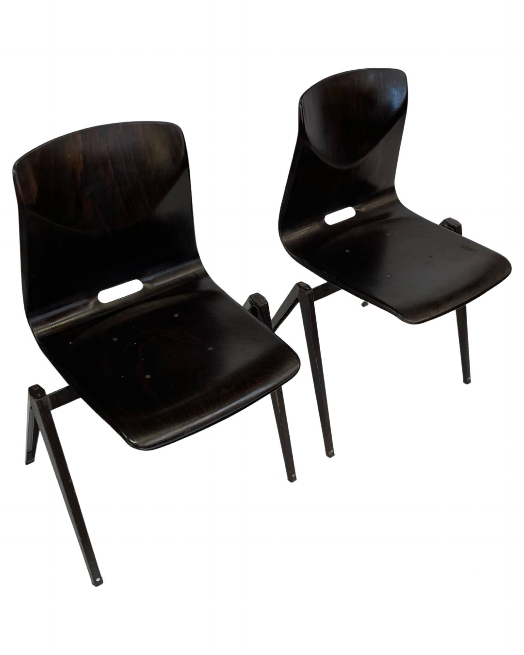 Set of four pagholz galvanitas s22 stackable school chair brown
