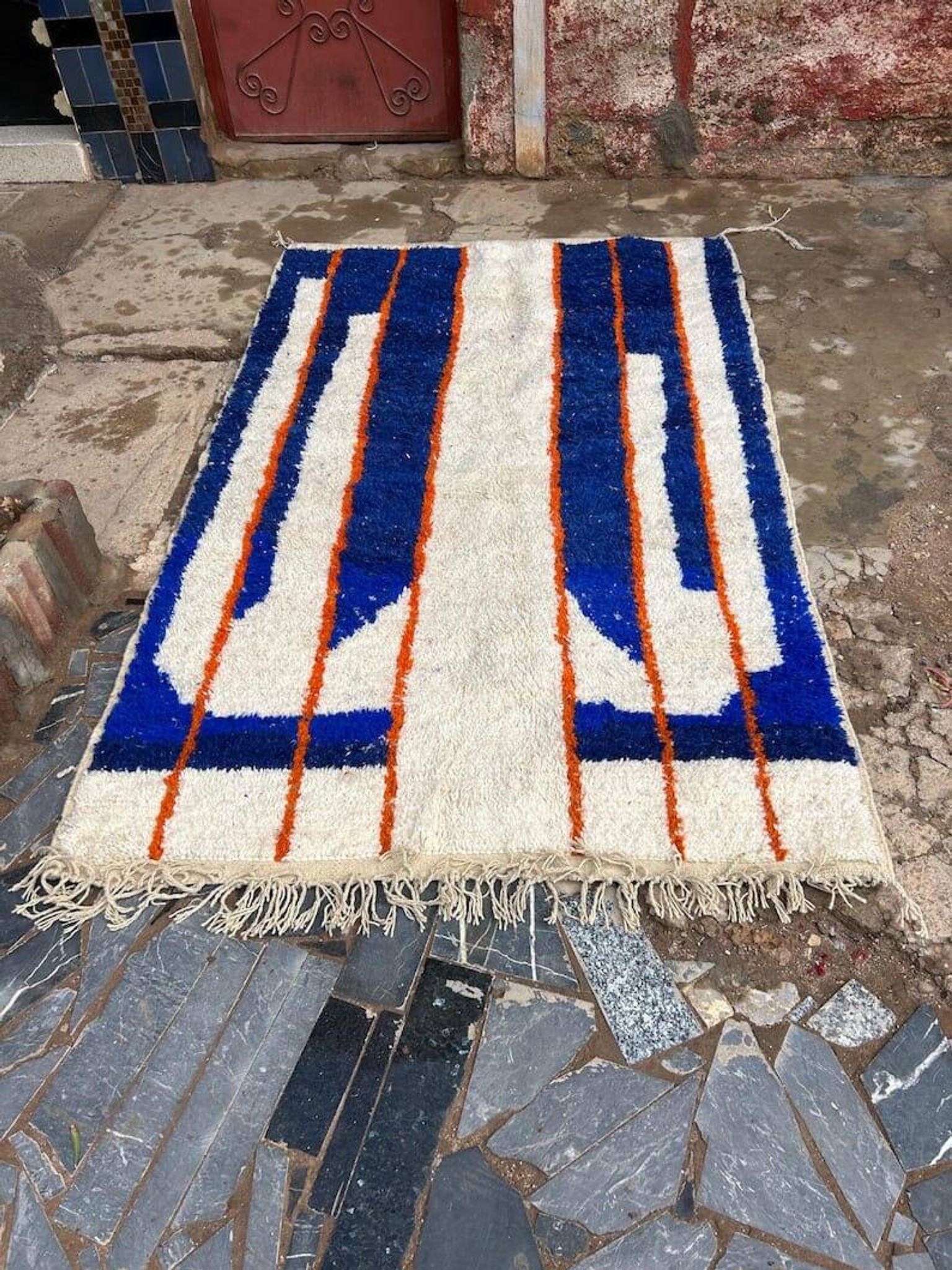 Handmade natural wool rug size 100 x 200 cm