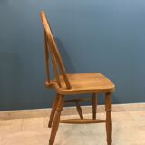 Chair Windsor Wheelback vintage solid wood