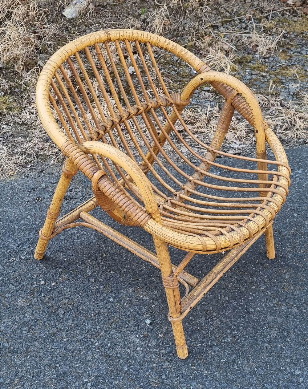 Small armchair shell bamboo and rattan, child, vintage, 60s