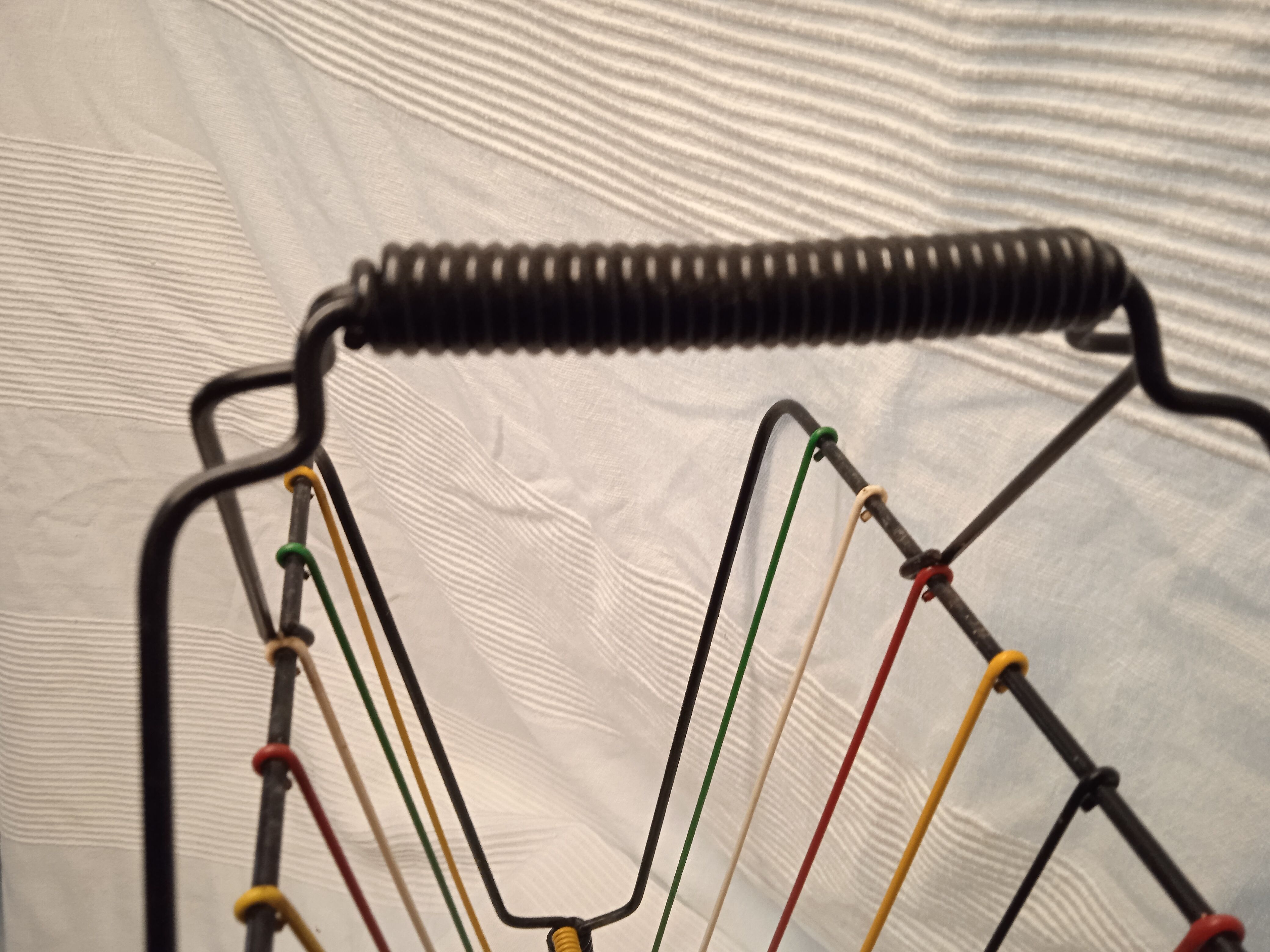 Scoubidou magazines door