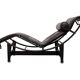 Chaise longue LC 4 Cassina Le Corbusier cuir noir