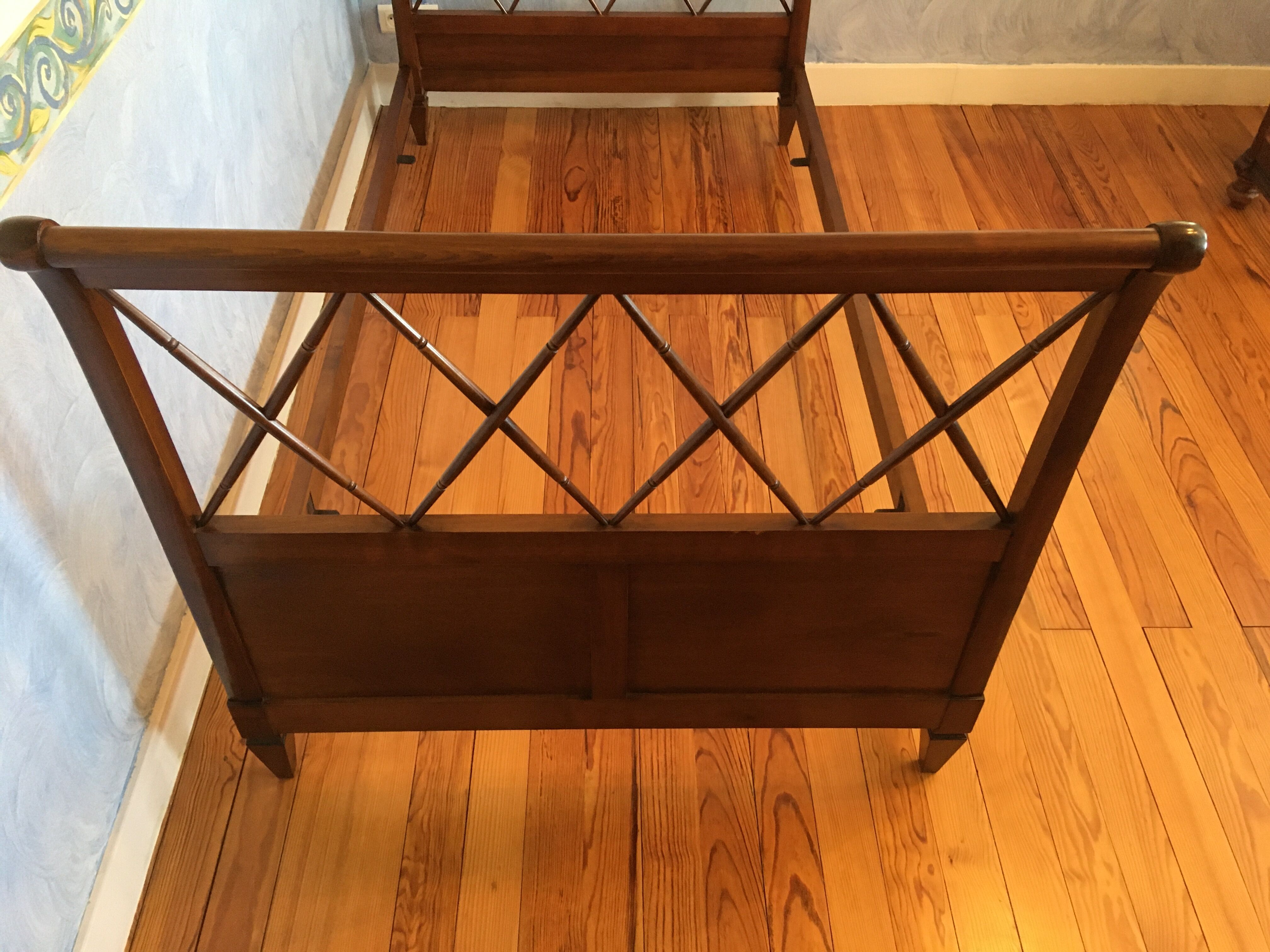 Twin bed with braces 100 x 190