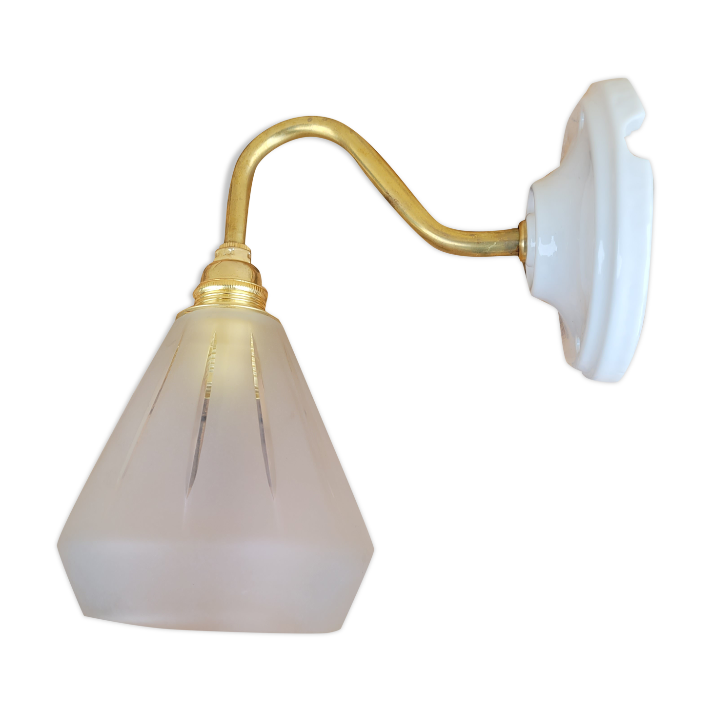 Brass and frosted glass wall lamp