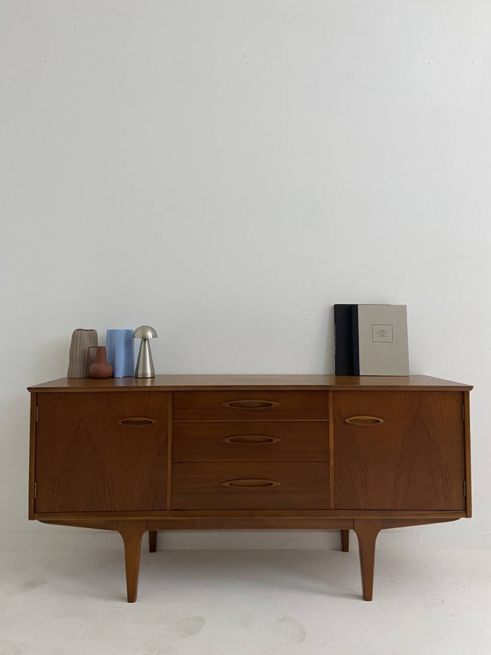 vintage enfilade by Jentique