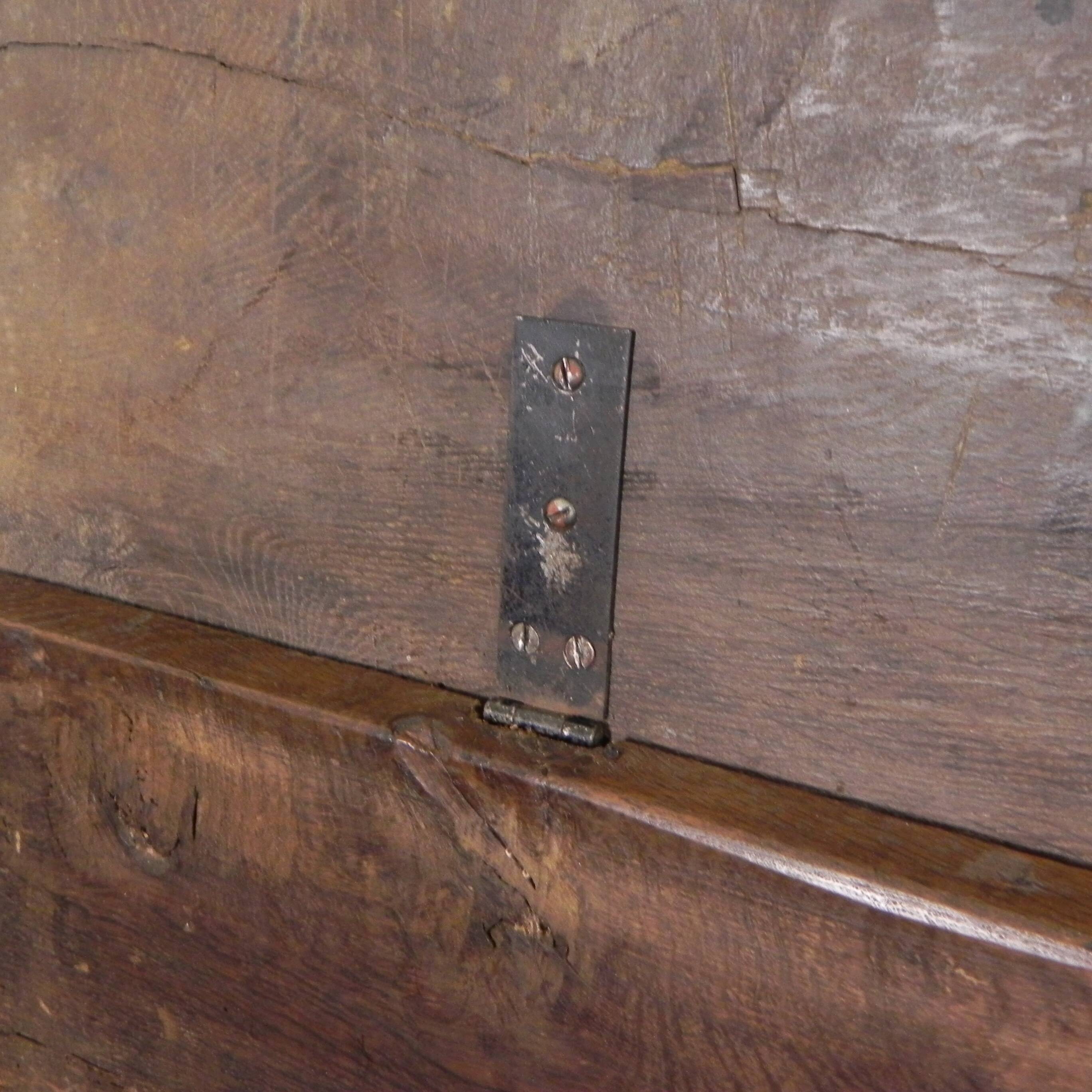 Ancien coffre en chêne, auge, coffre à couvertures XIXe siècle