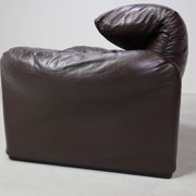 Pair of Maralunga leather armchairs by Vico Magistretti for Cassina, 1974