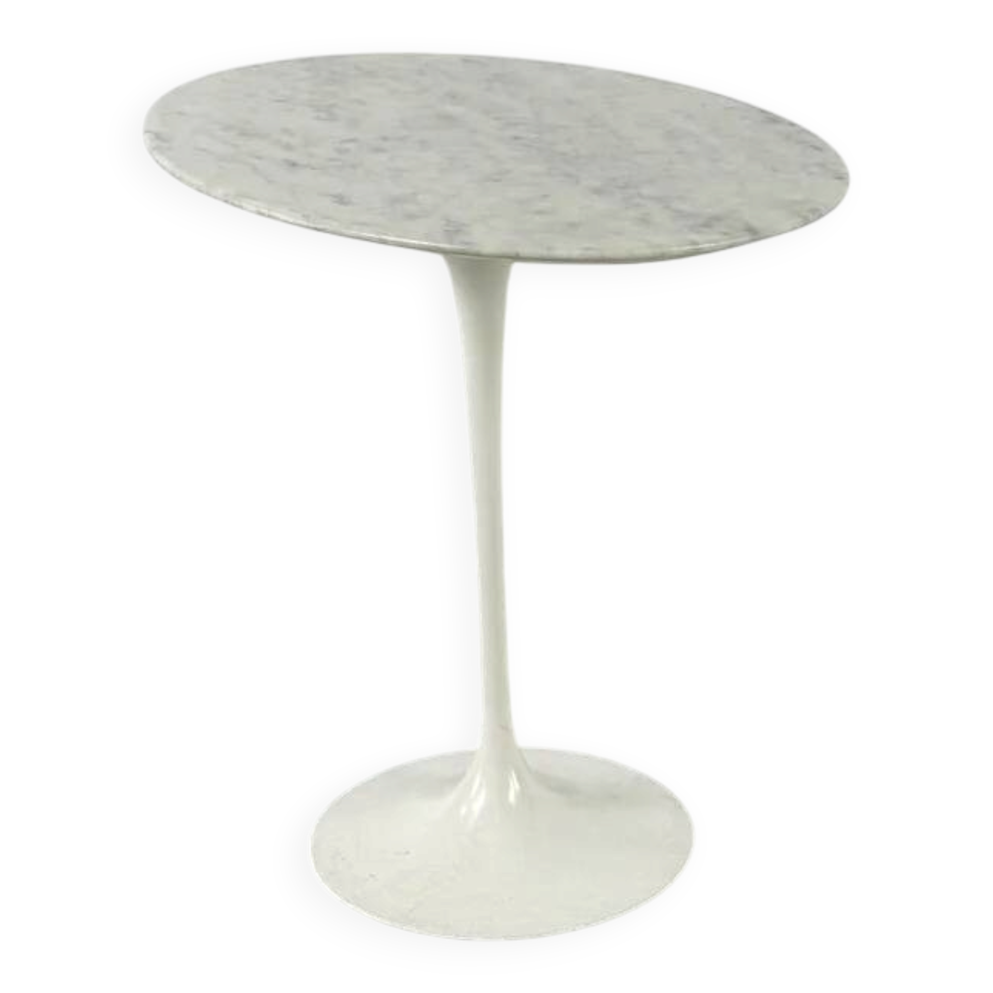 Tulip oval side table by Eero Saarinen for Knoll International – 1960s