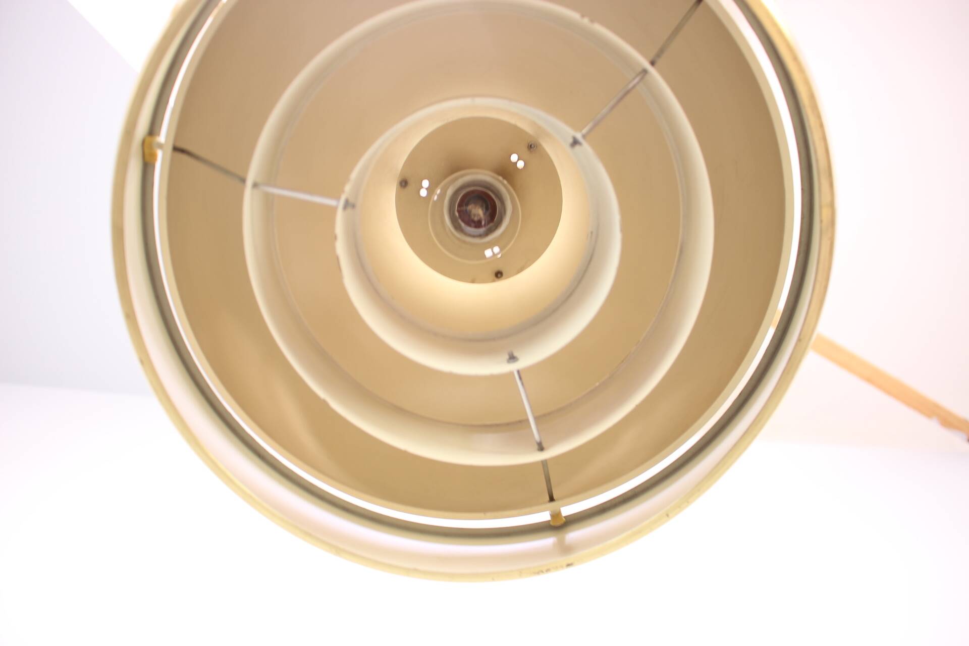 Ssuspension « space age » de Carlo Nason, italienne, moderne du milieu du siècle dernier, 1970