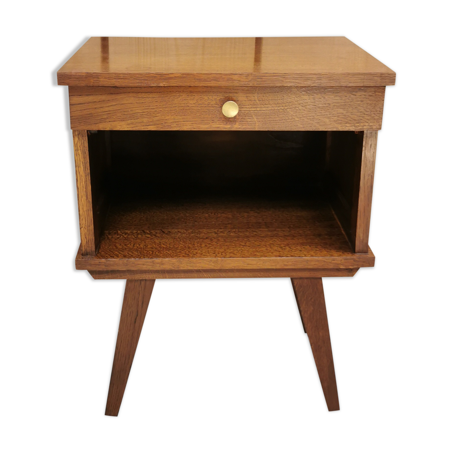 Bedside compass feet