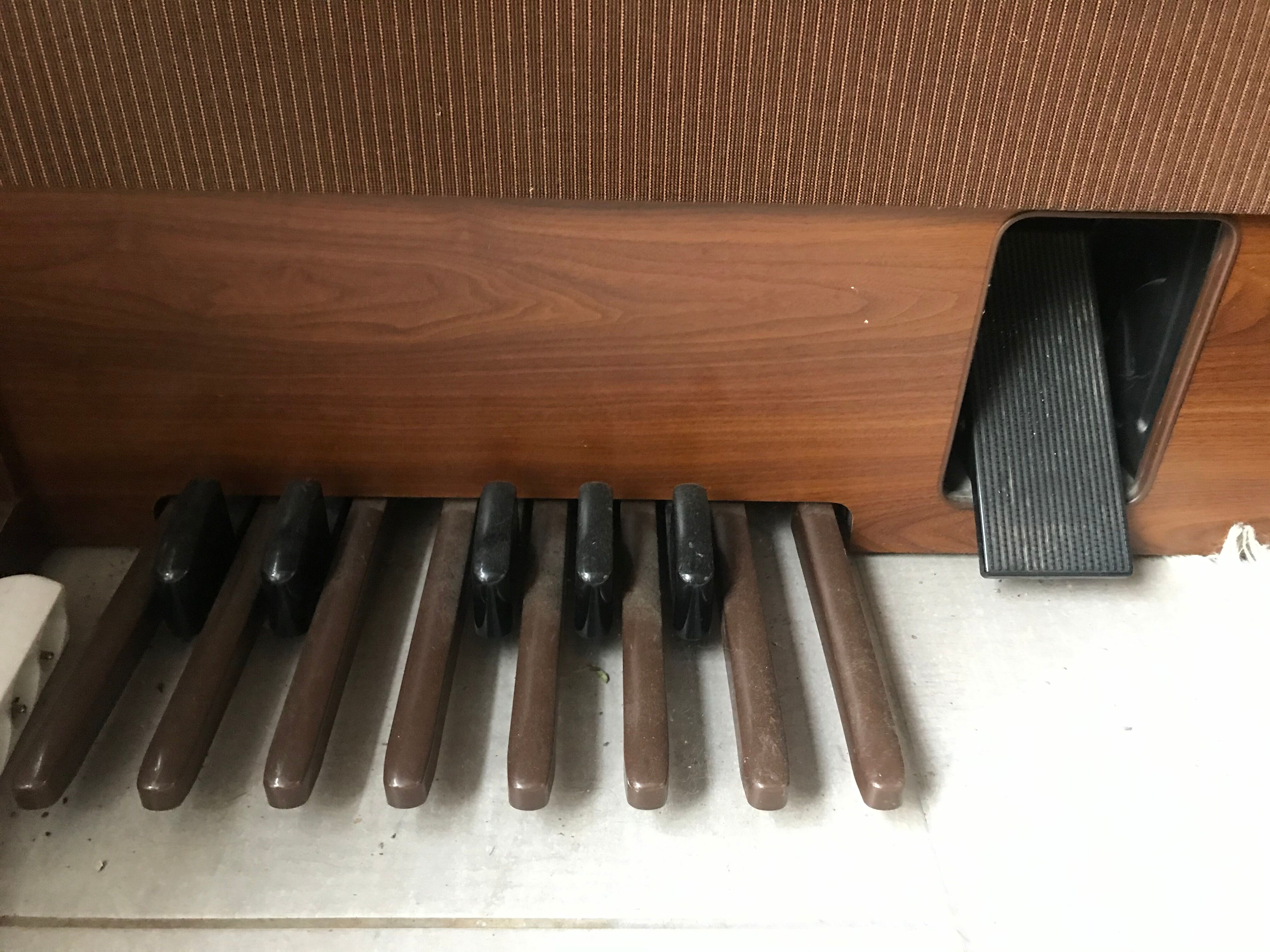 Yamaha Electone FE30 double keyboard organ