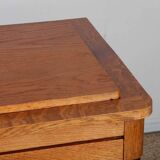 Commode en chêne datant des années 1950