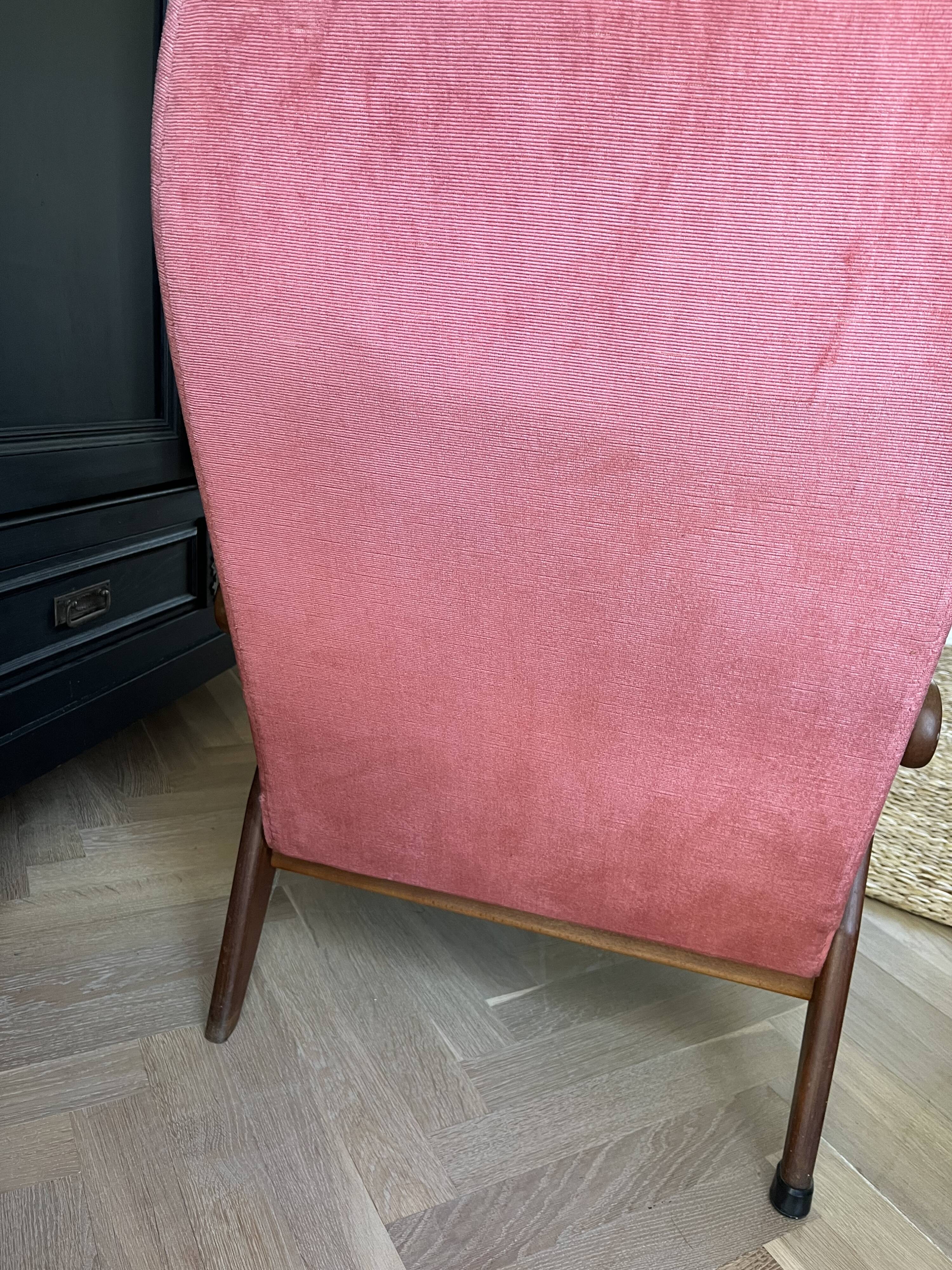 Set of 2 vintage armchairs