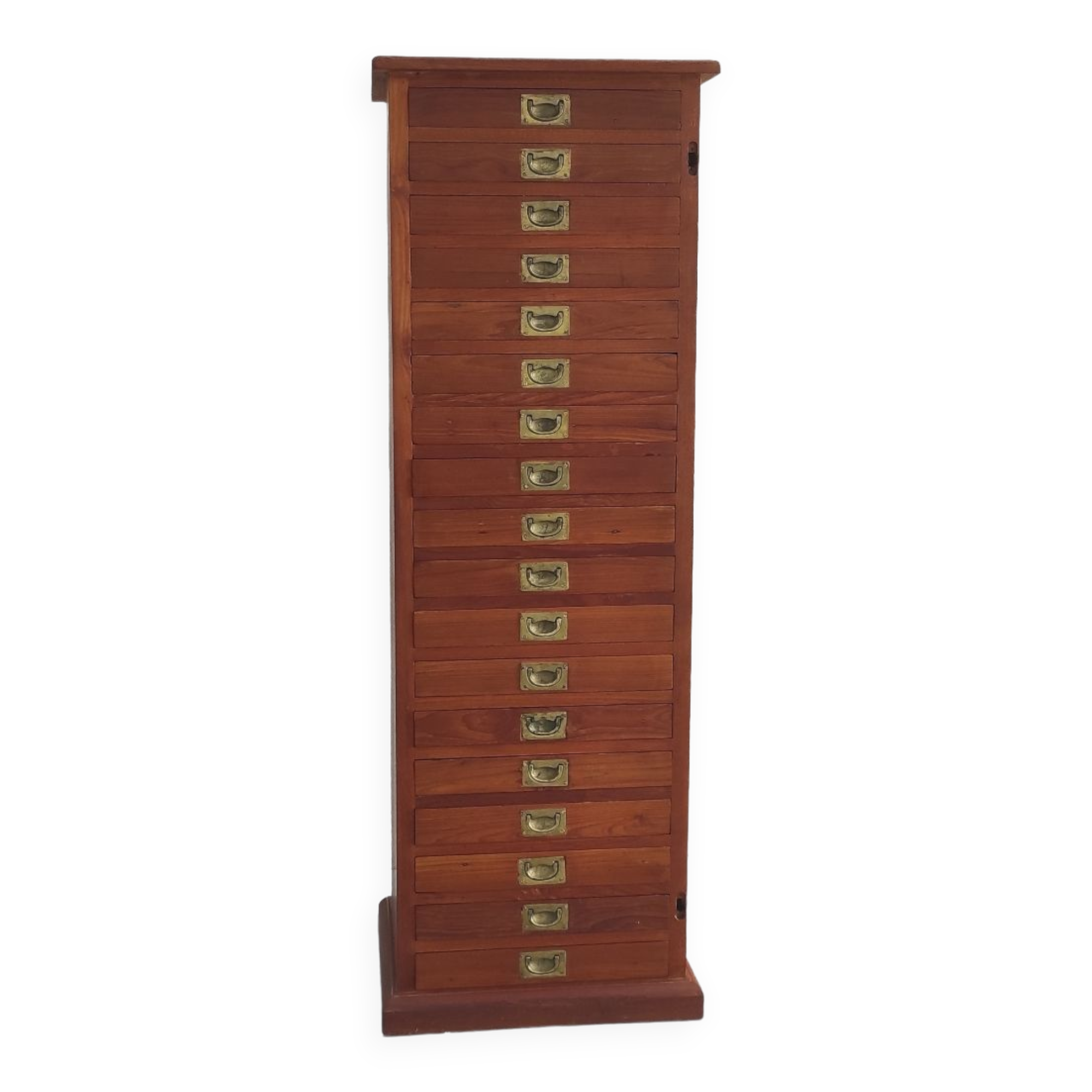 Trade furniture with drawers
