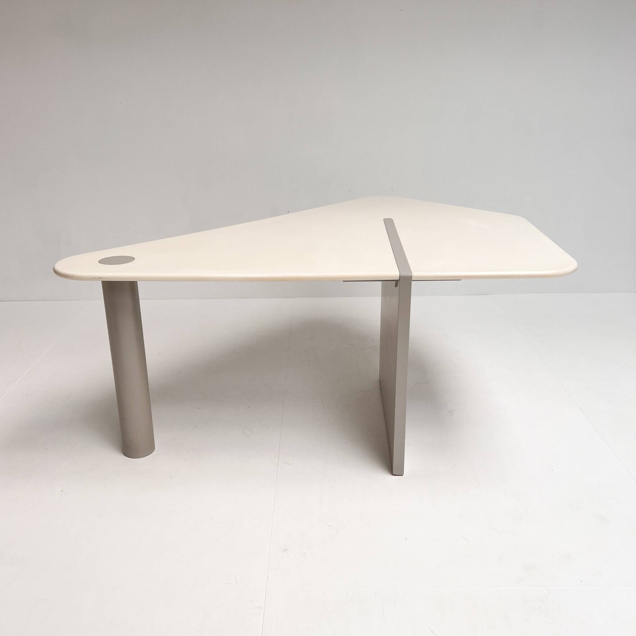 La table Kite par Louk Straver pour Castelijn, années 1980.